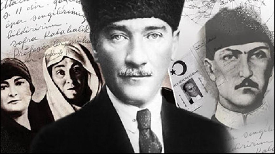 Atatürk ve Ailesi Atatürk ve Ailesi